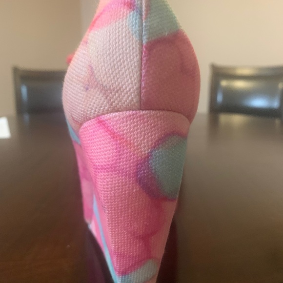 Louis Vuitton heels - Picture 8 of 9